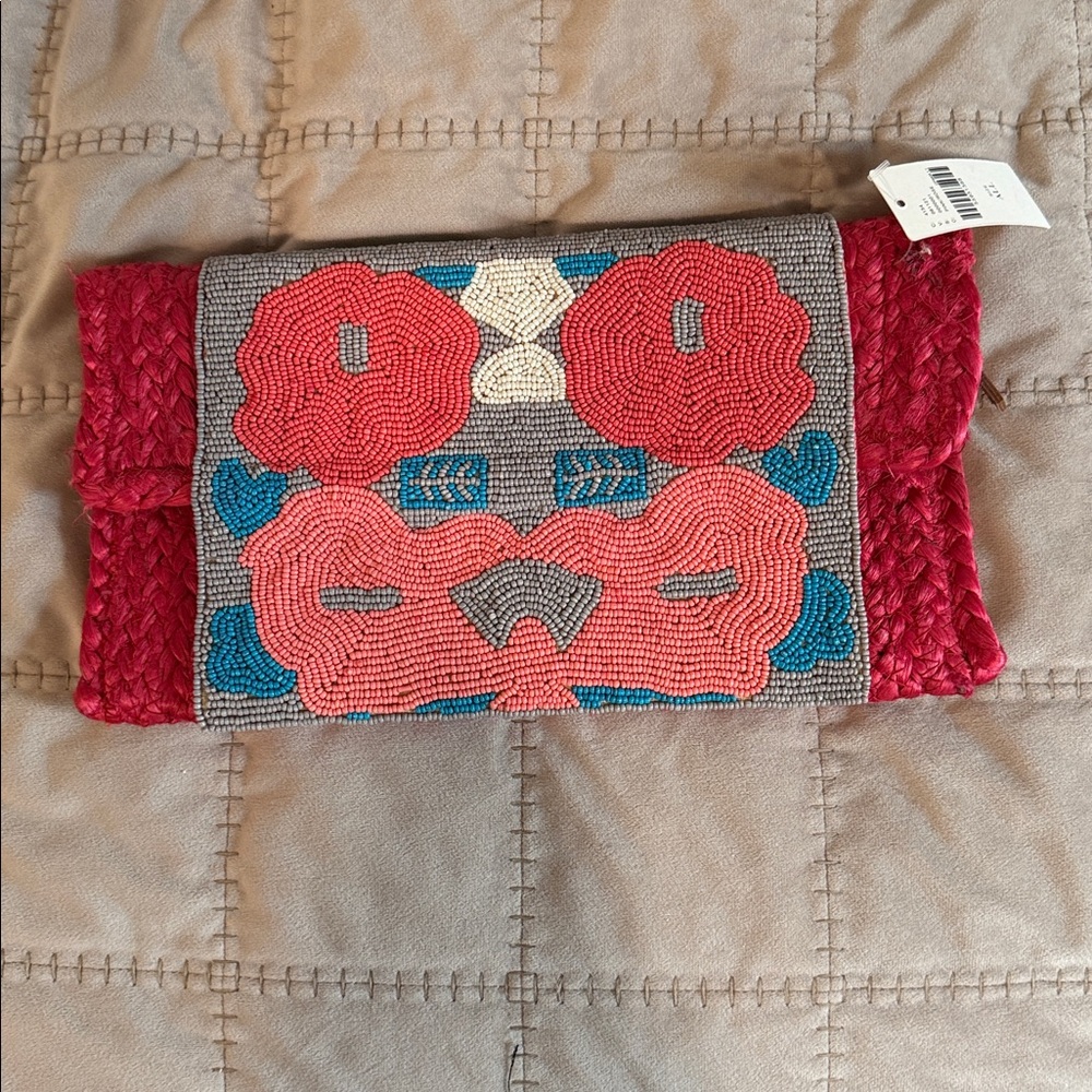Anthropologie Arlene Beaded Clutch Pink Rose NWT Open To Offers - Picture 2 of 5